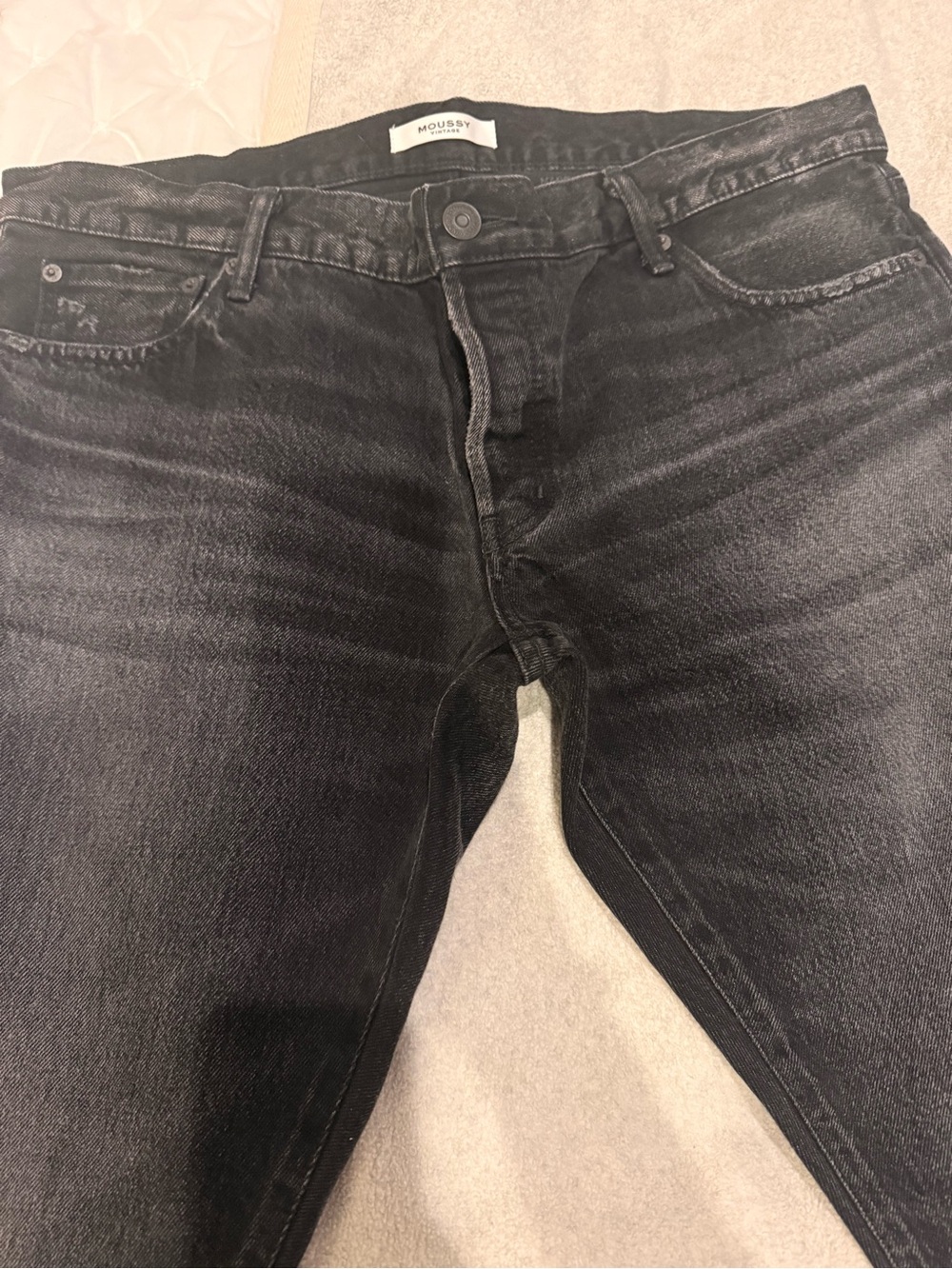 MOUSSY Vintage Black Washed Ankle Jeans
